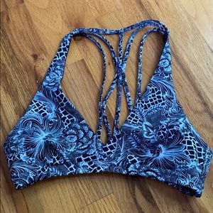 Lululemon strappy sports bra (unsure name)